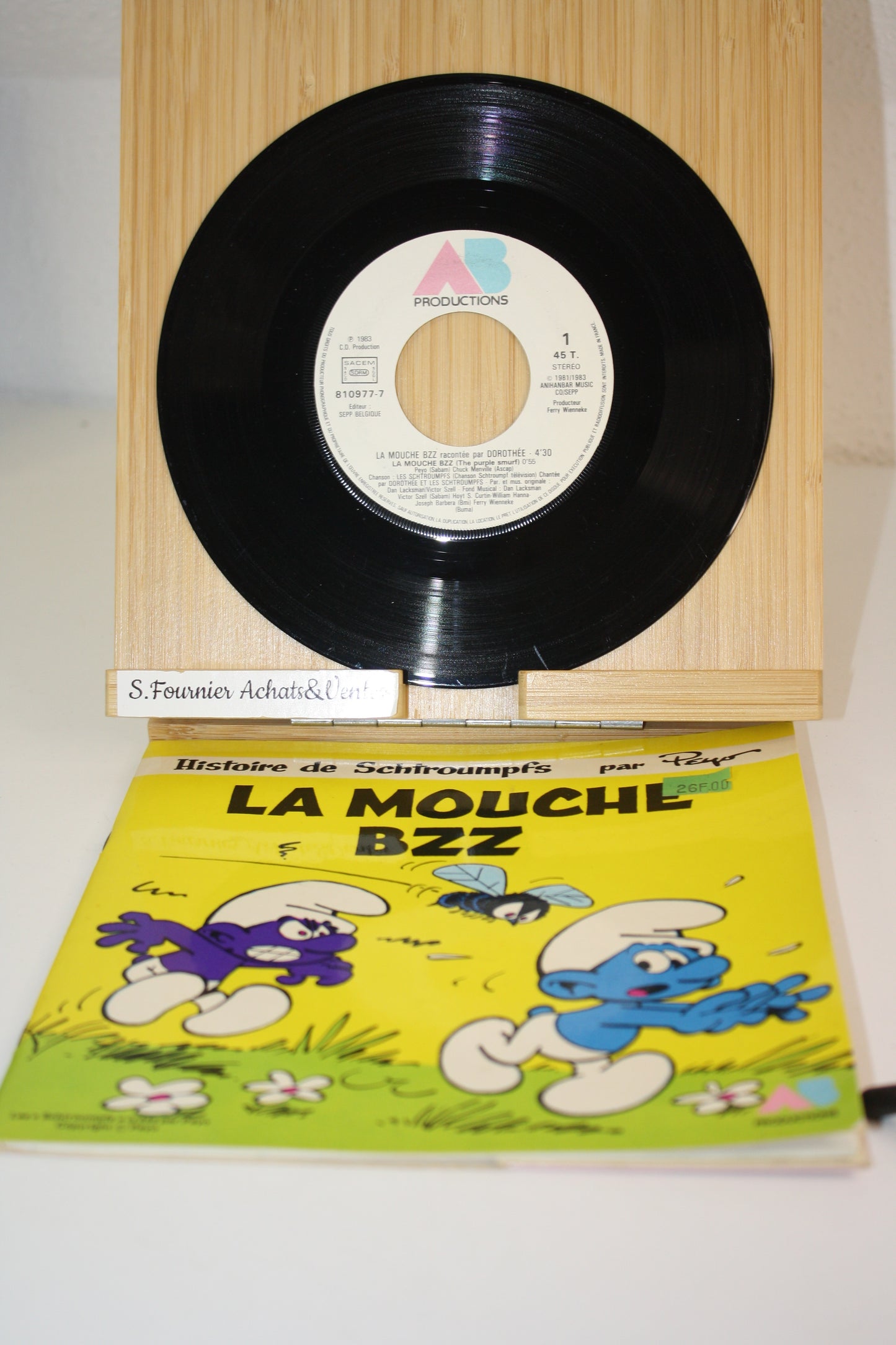 La mouche BZZ – Les Schtroumpfs – Dorothée Peyo – AB Production – vinyle 45tours – 1983