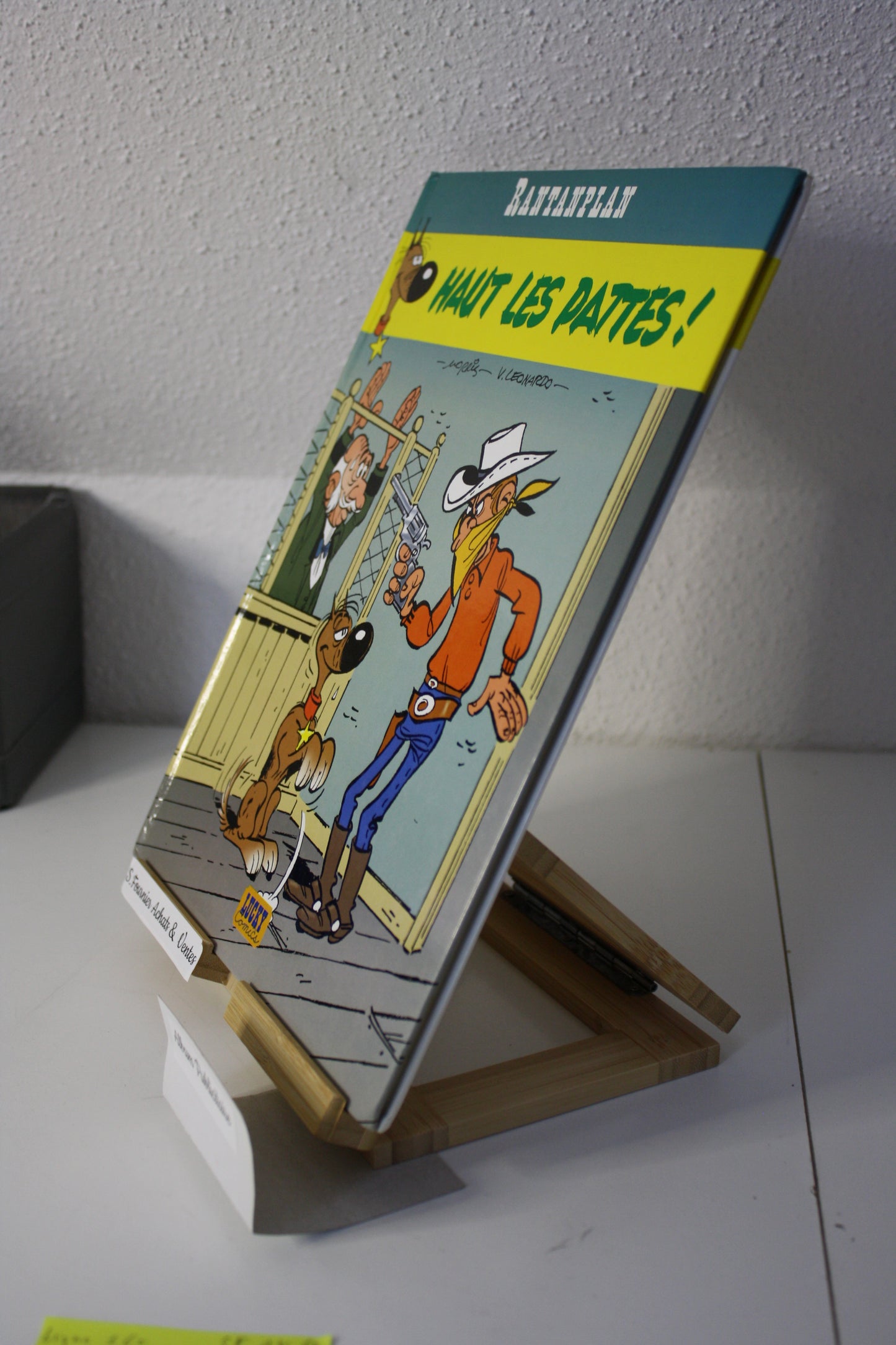 Hauts les pattes – Rantanplan – Morris, Léonardino - Lucky Comics – Publicitaire - 2003 – BP France