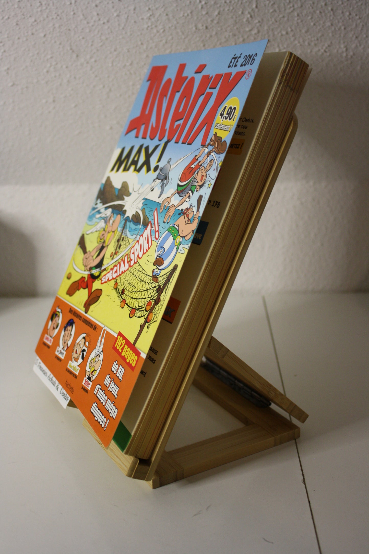 Astérix Max 1H – Astérix - Uderzo Goscinny - Hachette - Mensuel - 2016 - Spécial été 2016