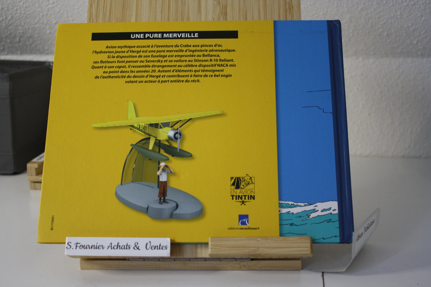 En Avion Tintin – l’hydravion - Hergé - Edition Mouinsart - objet dérivés - 2014 - livret de maquette