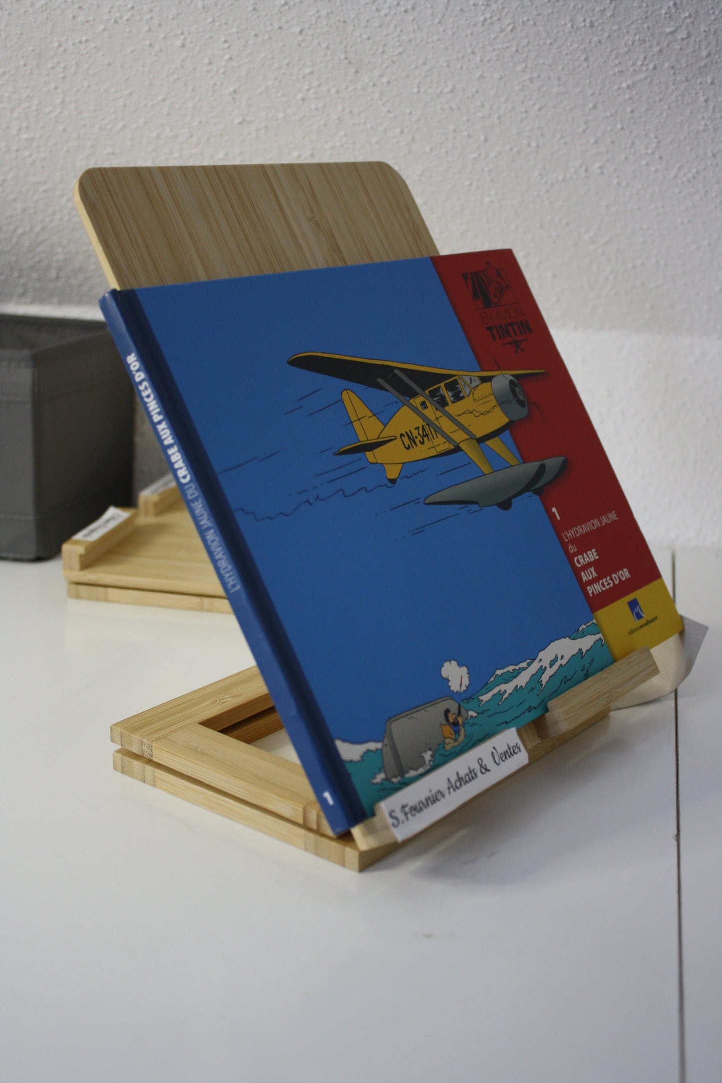En Avion Tintin – l’hydravion - Hergé - Edition Mouinsart - objet dérivés - 2014 - livret de maquette