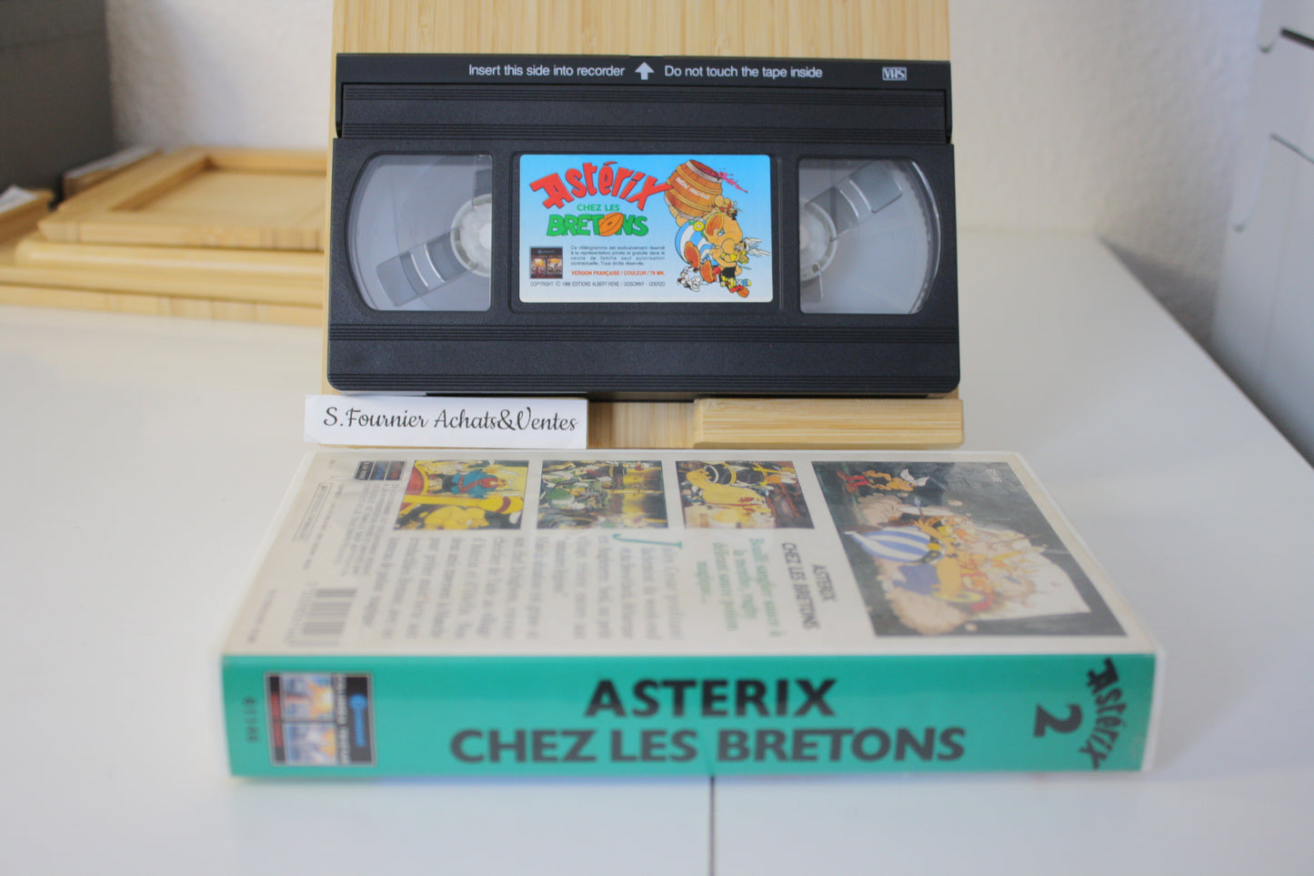 Asterix chez les bretons – Astérix – Goscinny Uderzo - Albert René - Objet Dérivé - 1993 - Cassette VHS