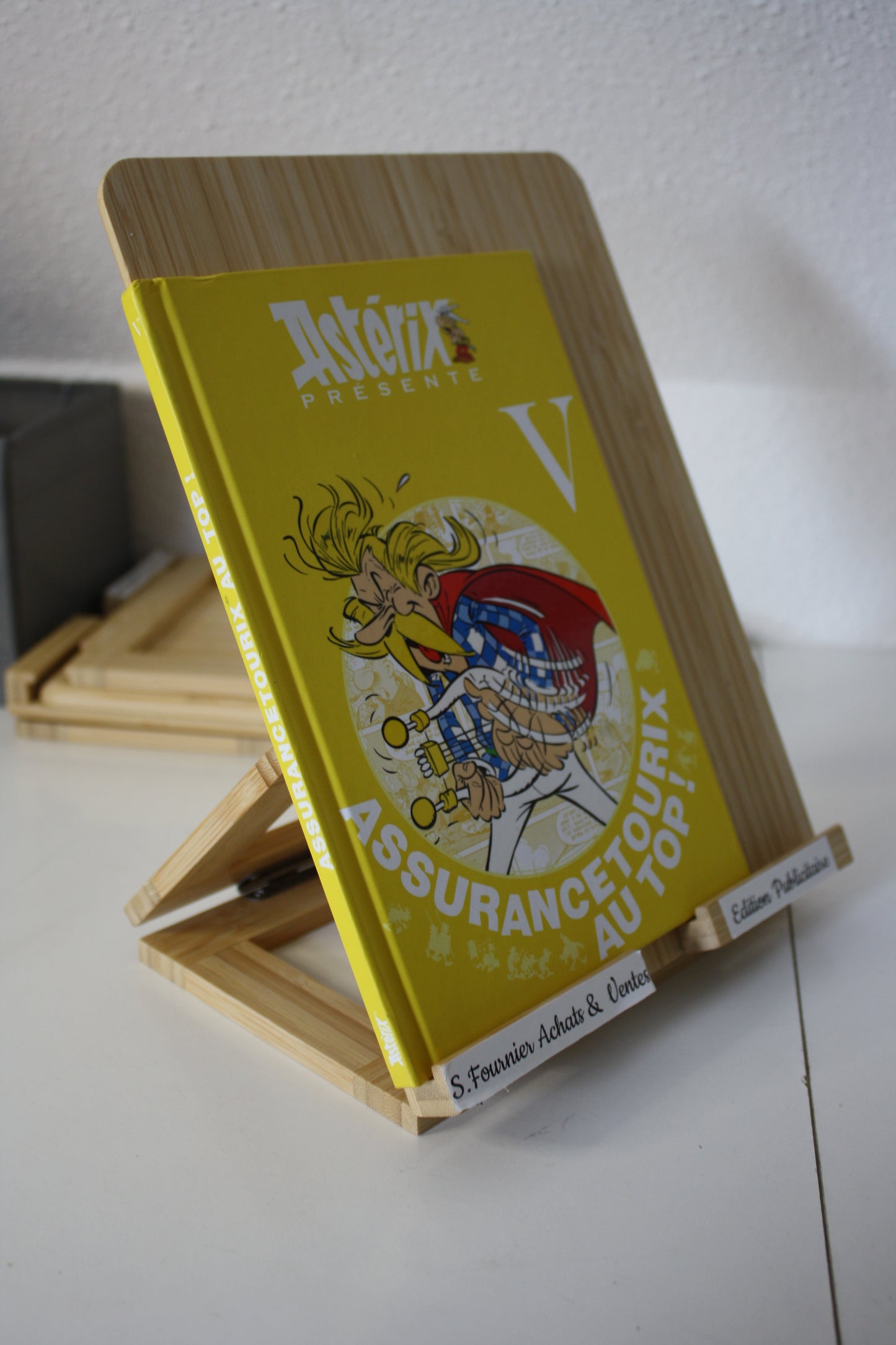 Assurancetourix au top – Astérix – GoscinnyUderzo - edition Albert René – Publicitaire - 2014 - Quick