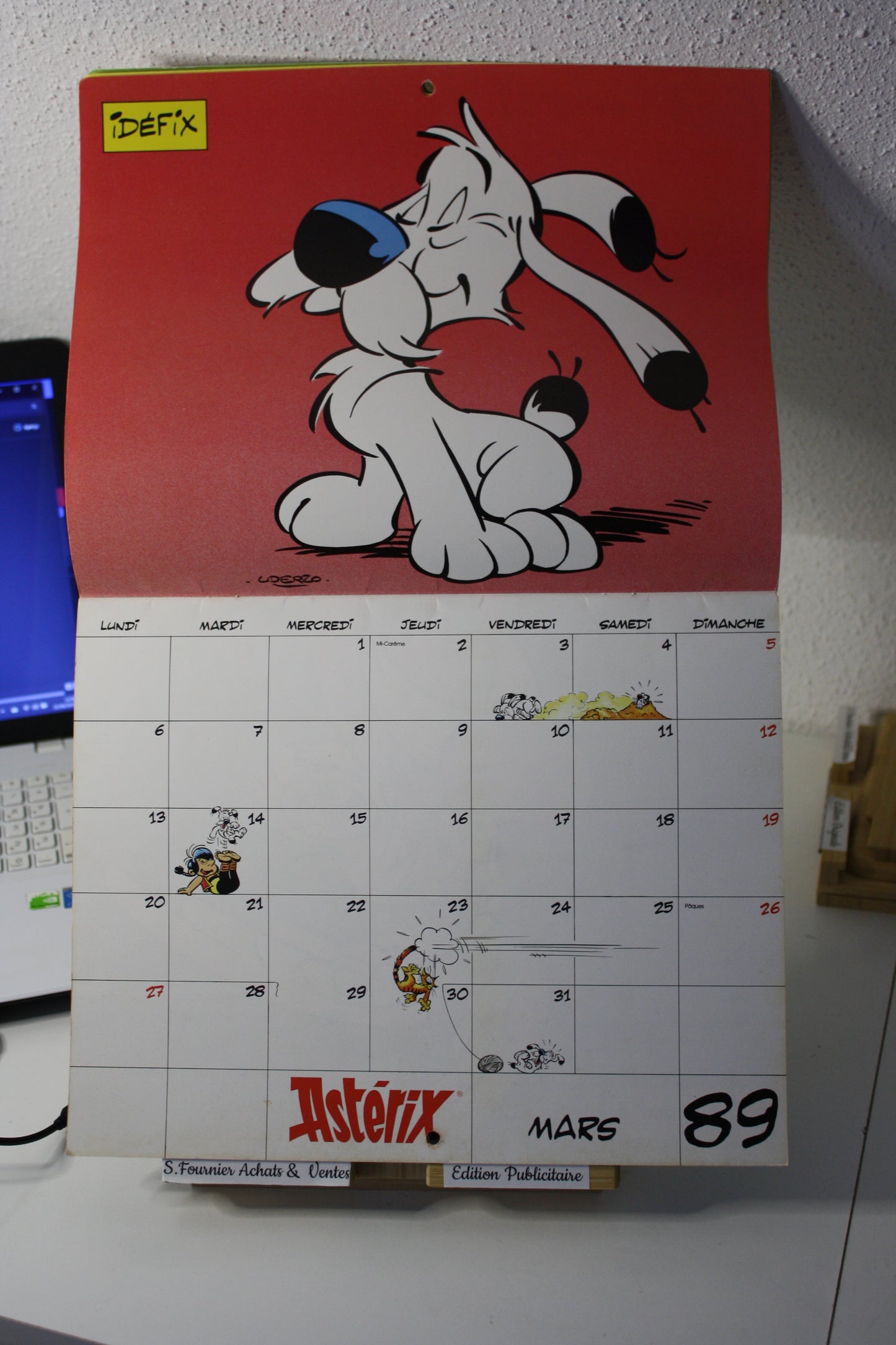 Calendrier - Astérix - Goscinny Uderzo - Edition Albert rené - Objet Dérivé - 1989