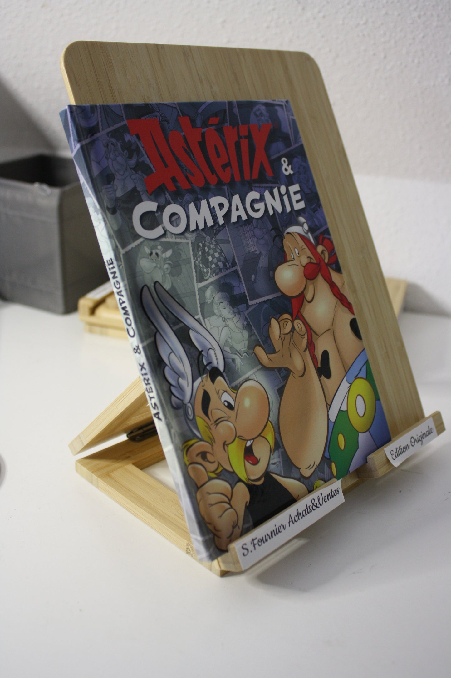 Astérix et Compagnie – Astérix – - Edition Albert René et Hachette – Publicitaire - 2019