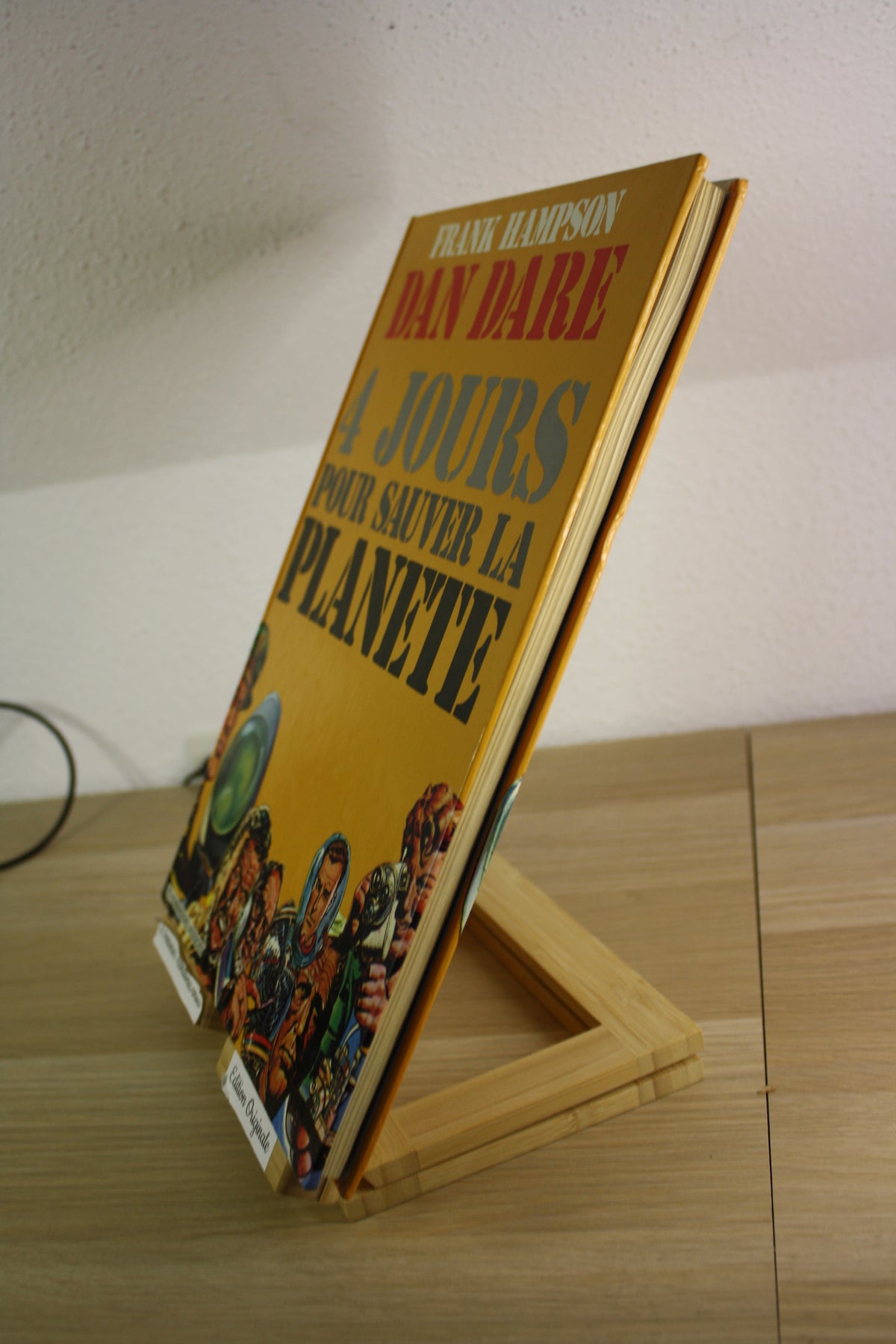 4 jours pour sauver la planète – Dan Dare – Hampson – Les humanoïdes associés – EO – 1977