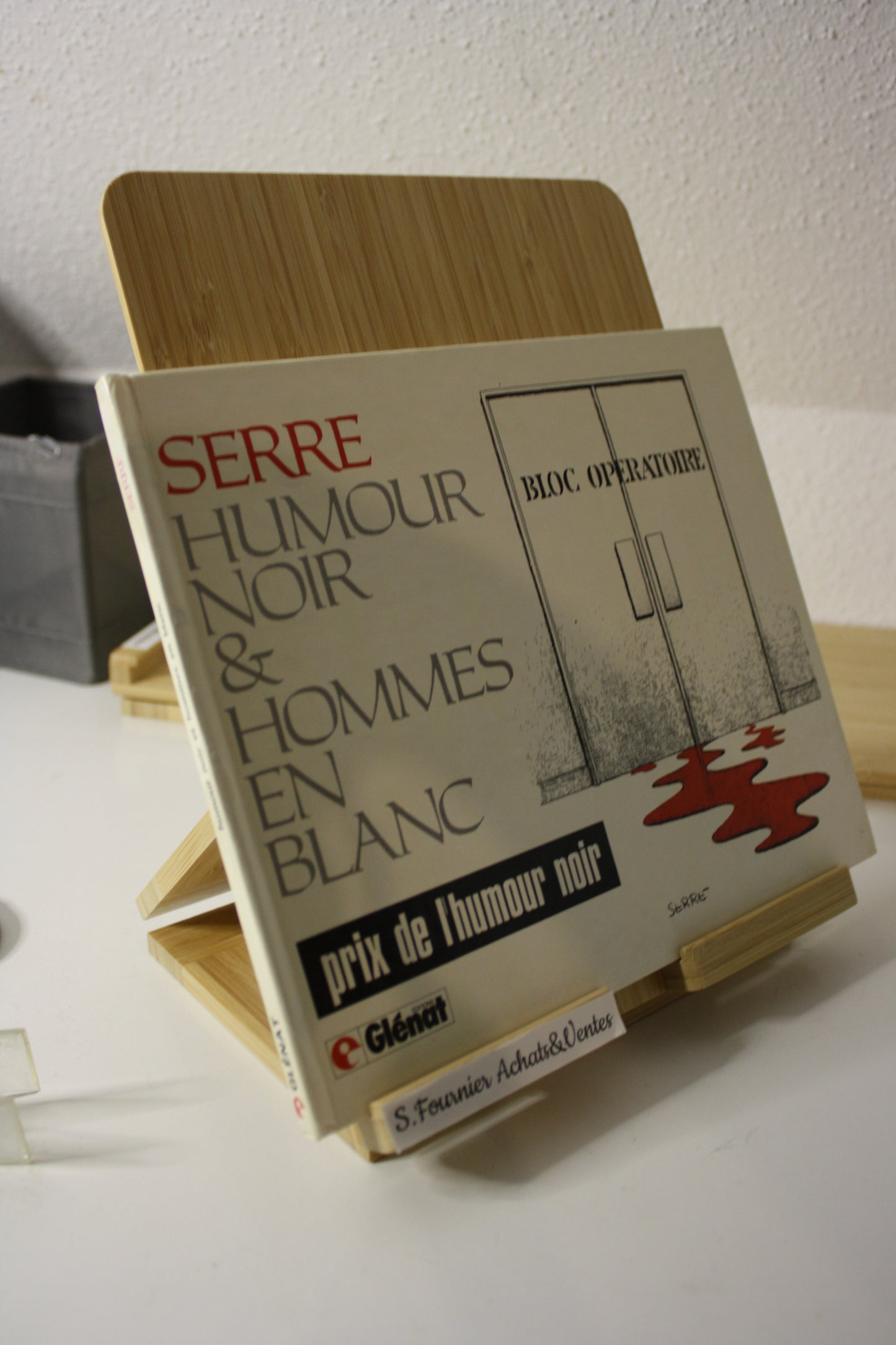 Humour Noir & Hommes en Blancs – - Serre – Edition Glénat – Réédition - 1975 - Humidité