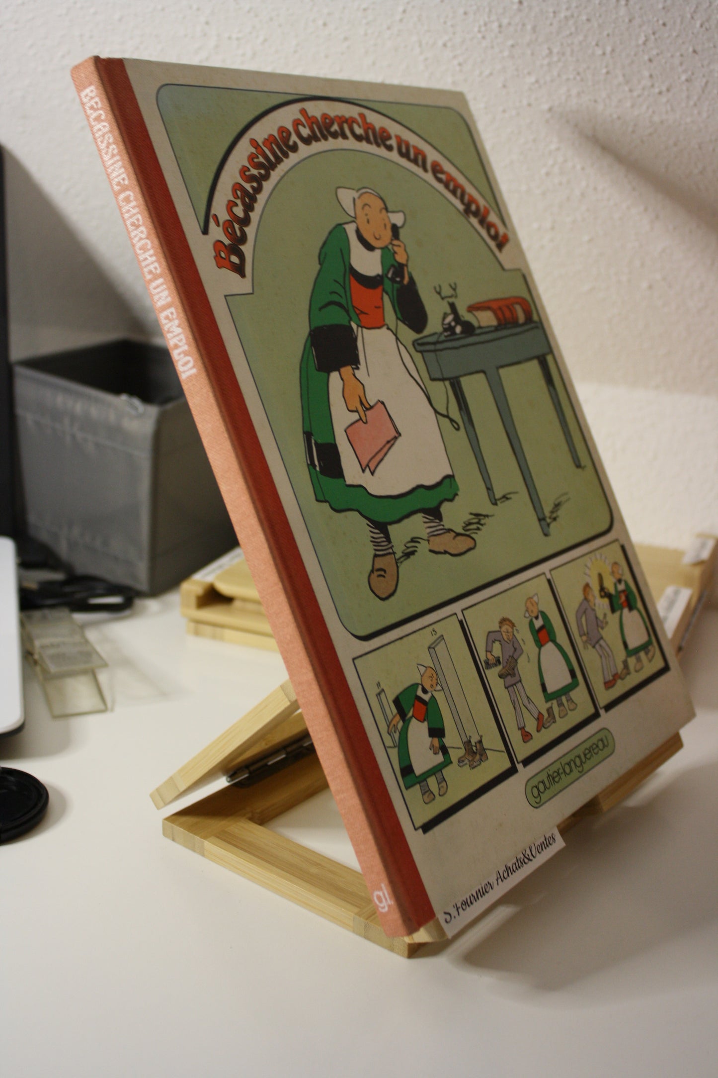 Bécassine cherche un emploi – Bécassine – Émile Joseph Porphyre Pinchon et Jacqueline Rivière - Les éditions GAUTIER Languereau – Réédition - 1983