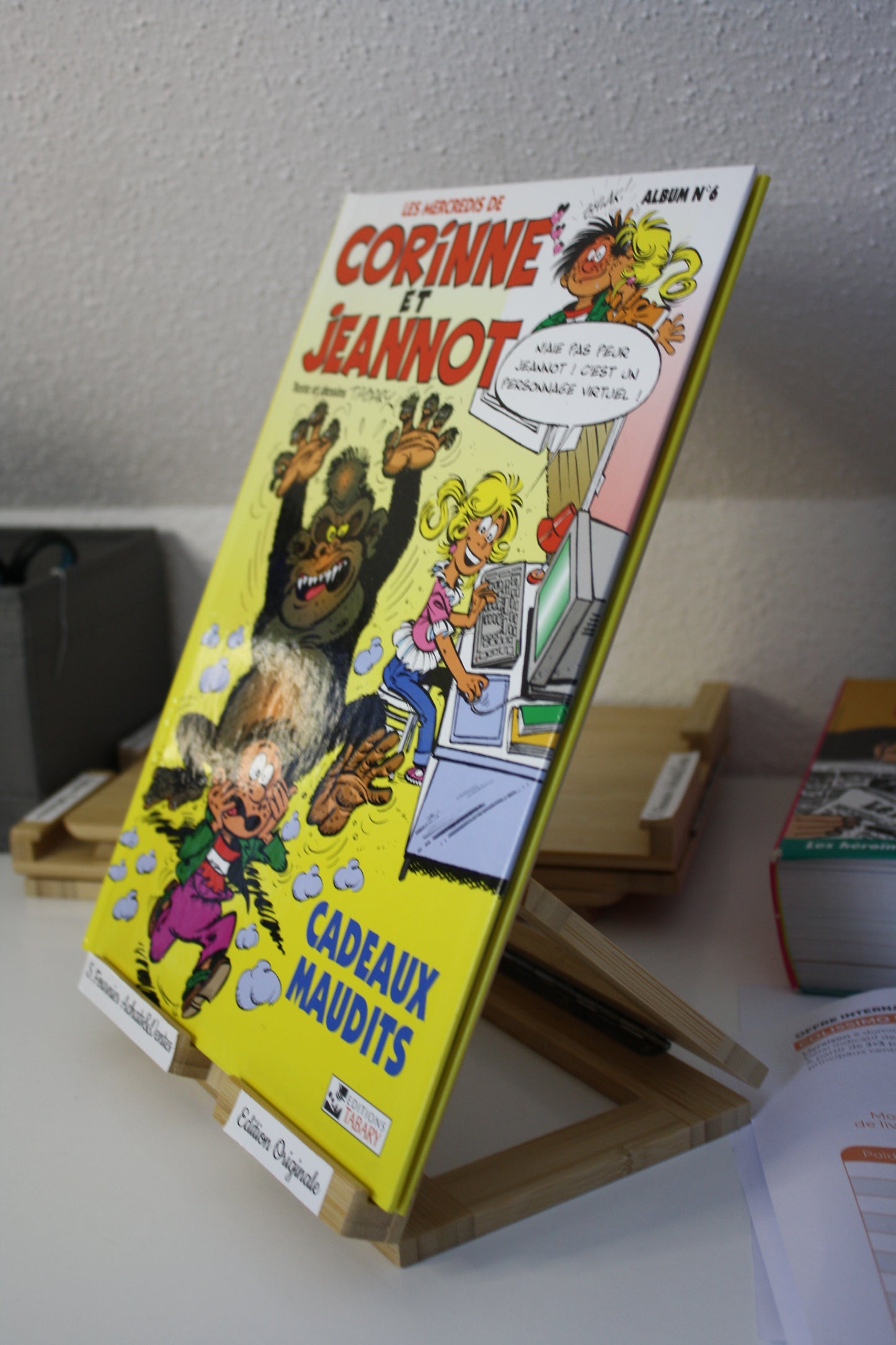Le cadeau maudit – Les mercredi de Corinne et Jeannot - Tabary – Edition Tabary - EO – 1998