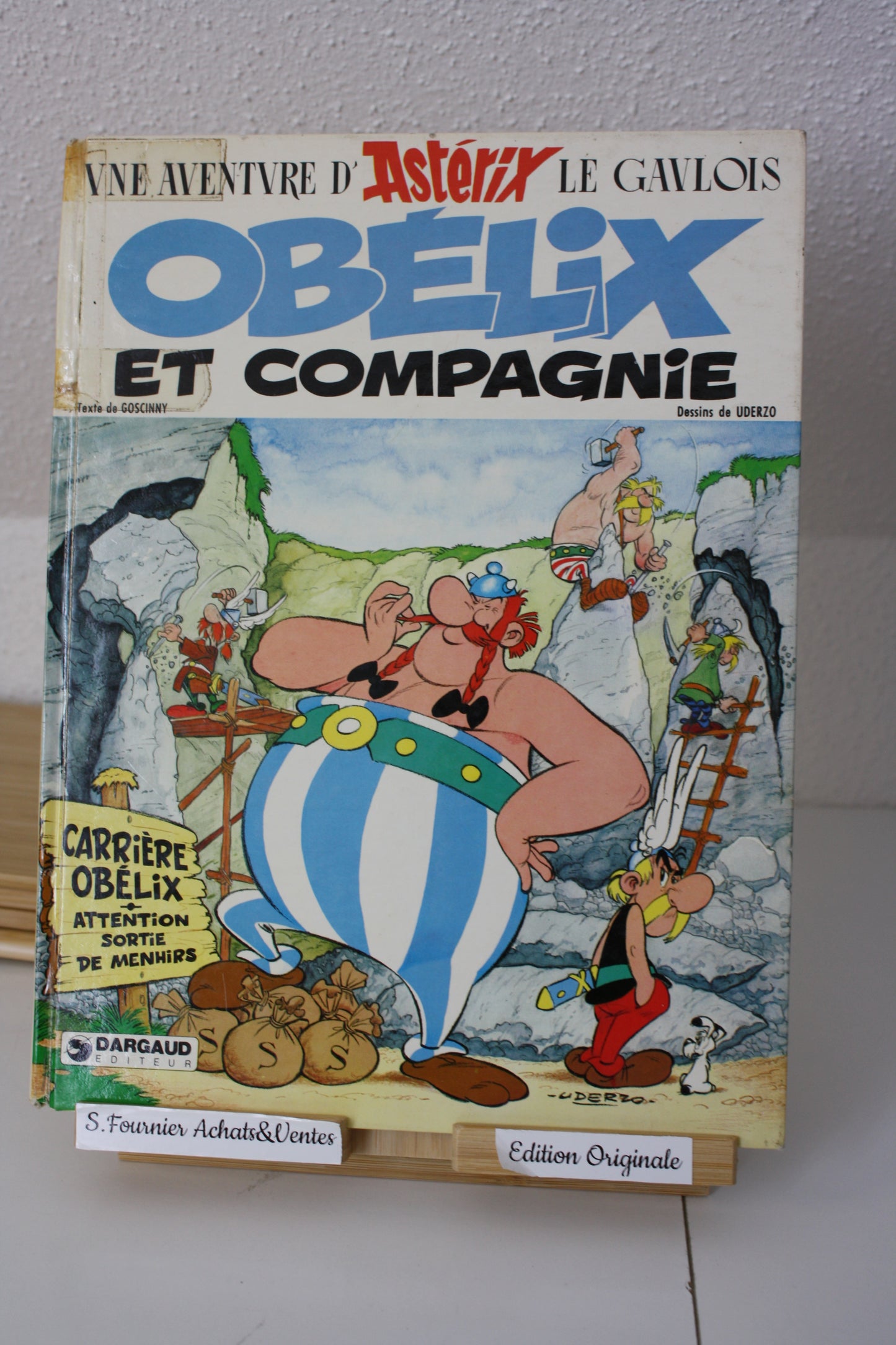 Obélix et Compagnie – Astérix – Uderzo Goscinny – Dargaud Editeur – EO – 1976 – Dos Scotché
