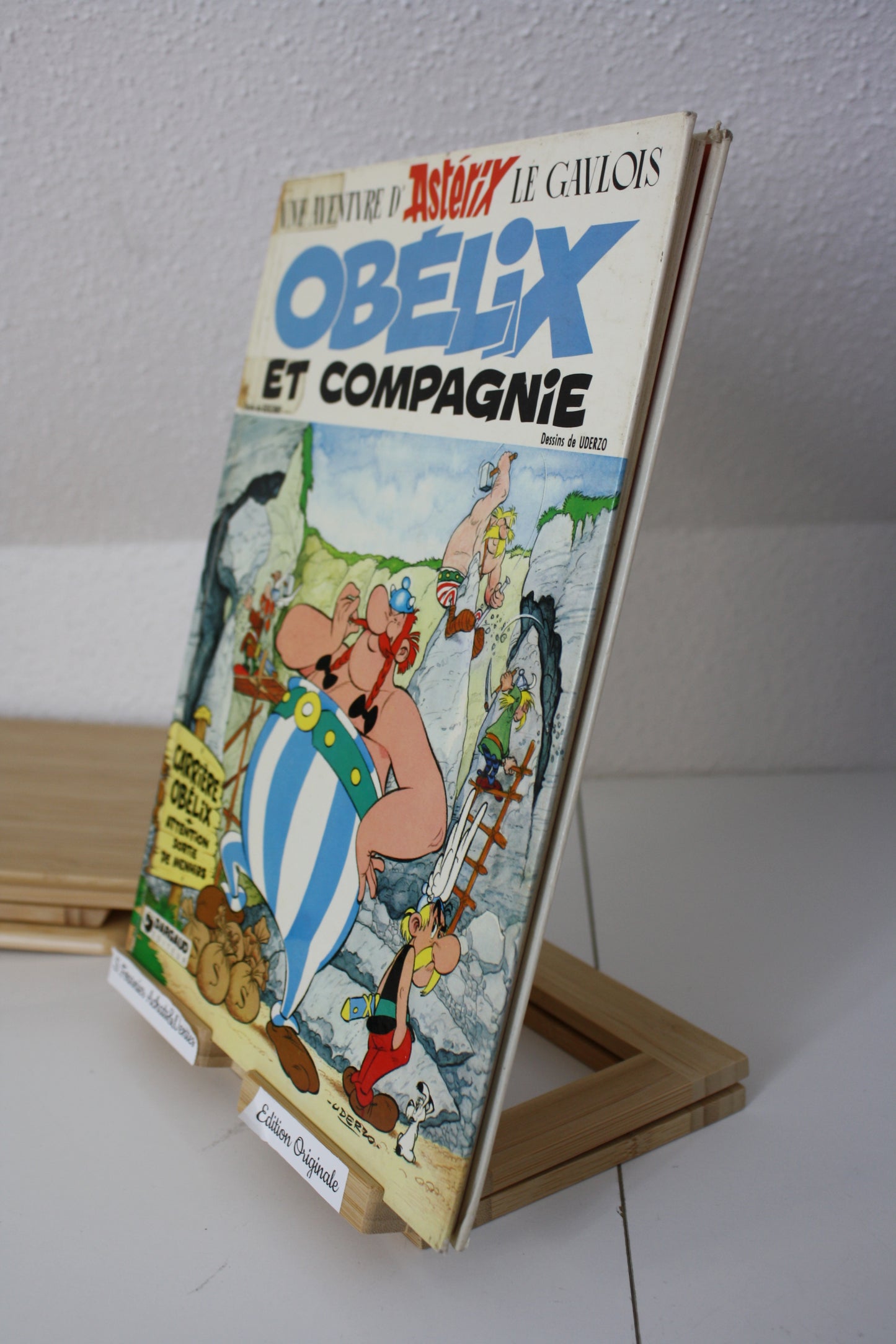 Obélix et Compagnie – Astérix – Uderzo Goscinny – Dargaud Editeur – EO – 1976 – Dos Scotché