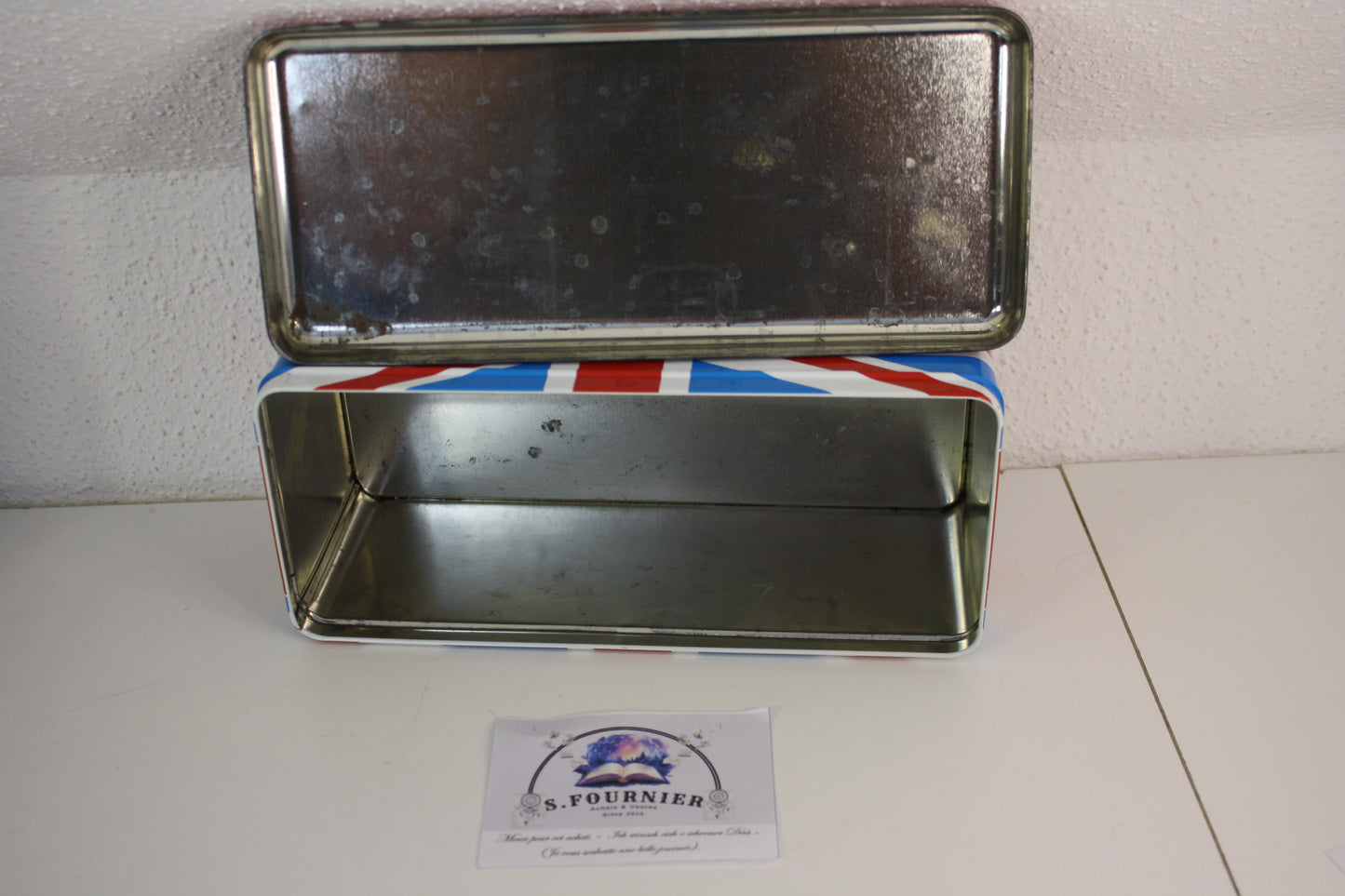 Boite métallique Idéfix (Astérix chez les bretons) – Astérix – Uderzo Goscinny – Delacre – Objet dérivé – 2012