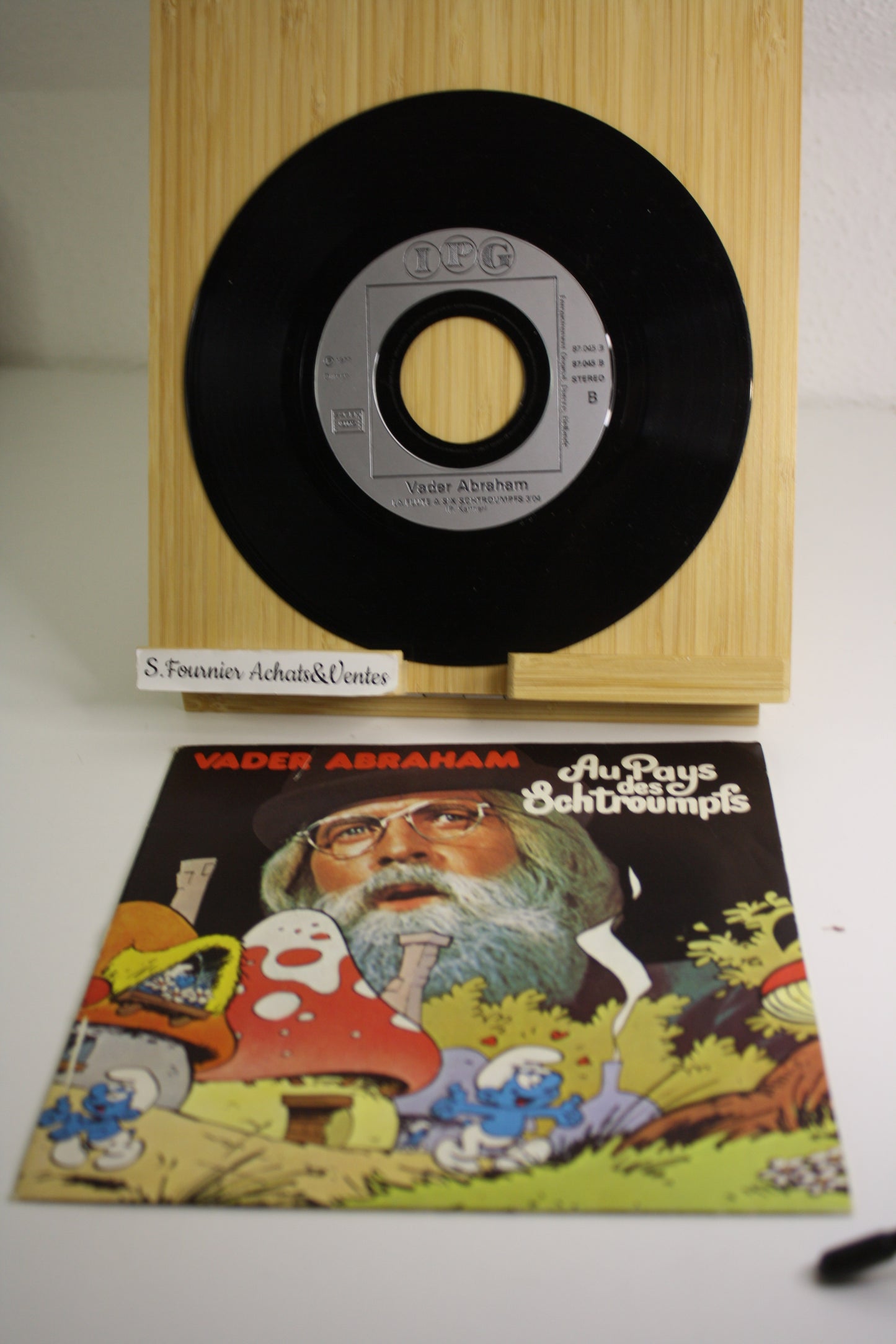 Disque vinyle 45t Au pays des Schtroumpfs – Schtroumpfs – Abraham Vader – IPG – Objet dérivé – 1977