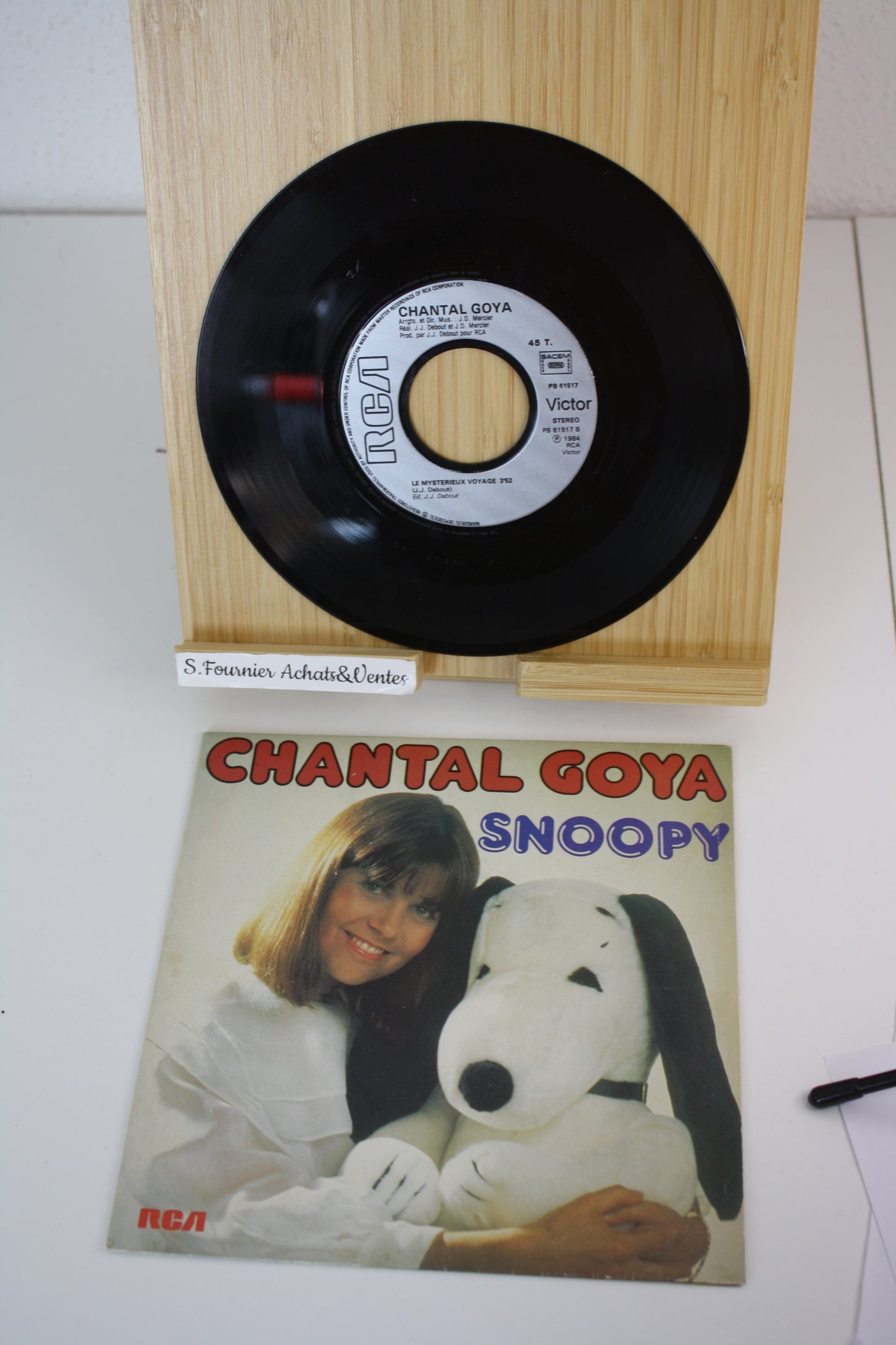Disque vinyle 45t – Snoopy – Chantal Goya – RCA – Objet dérivé – 1984