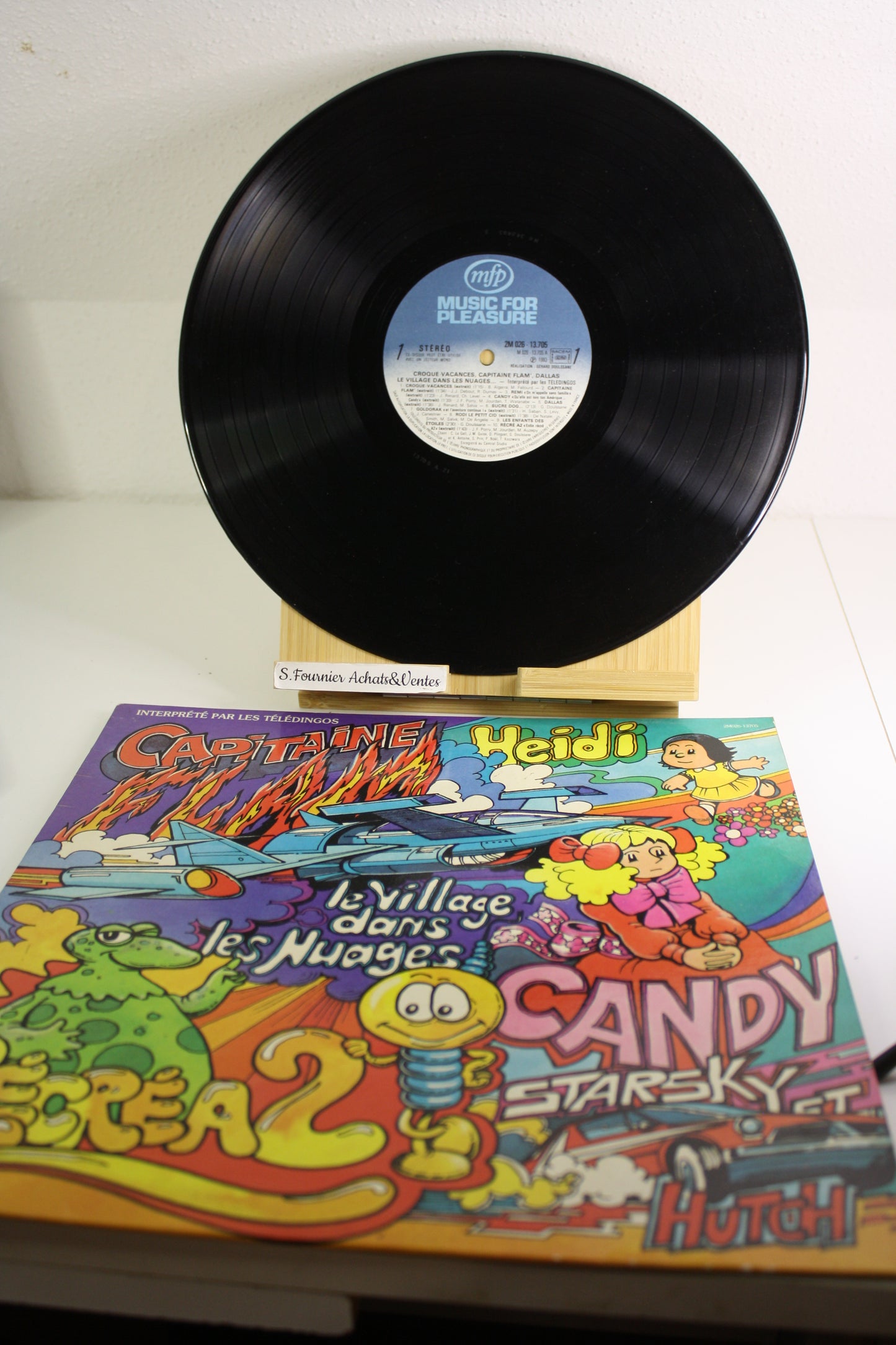 Disque vinyle 33T - « Les génériques TV » – Les Télédingos – Music for pleasure – Objet dérivés