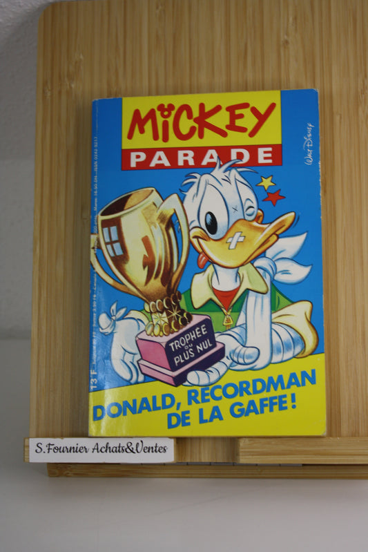 Hun…Deux…Trois Attila est là – Mickey Parade – Collectif – Disney  Hachette Presse - Périodique – 1991