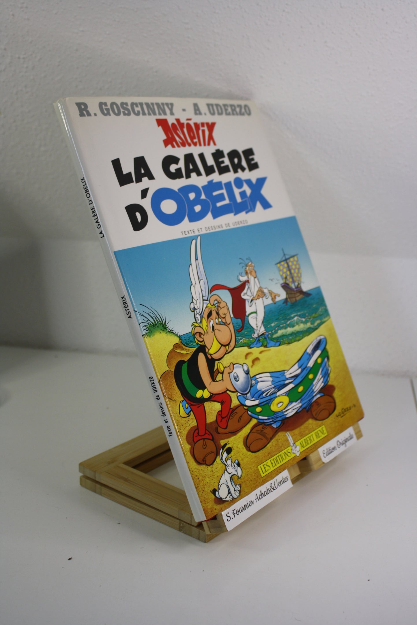 La galère d'Obélix (toilé rouge avec jaquette) – Astérix - Goscinny Uderzo – Albert René – Réédition – 1996