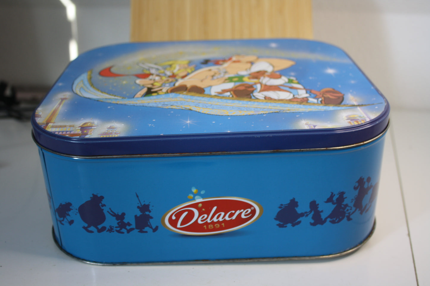 Boite Métallique Delacre/Astérix – Astérix - Goscinny Uderzo – Delacre – Objet dérivé – 2014