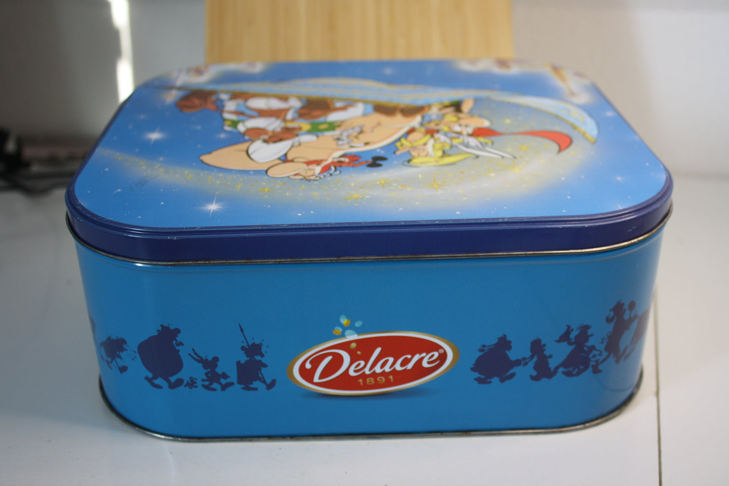 Boite Métallique Delacre/Astérix – Astérix - Goscinny Uderzo – Delacre – Objet dérivé – 2014