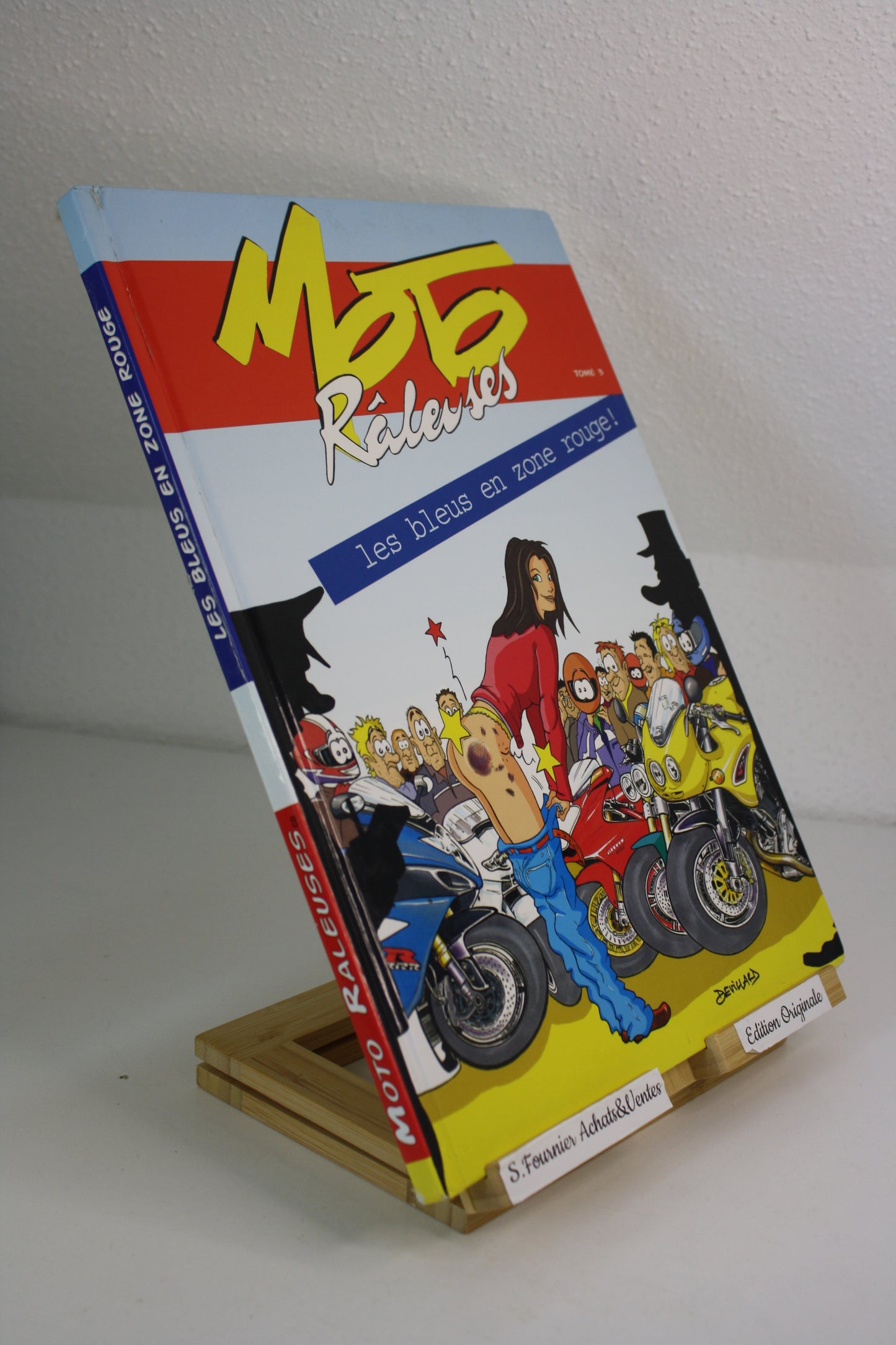 Les bleues en zone rouge – Moto râleuses – Devillard Sauvadet– moto Râleuses – EO – 2006