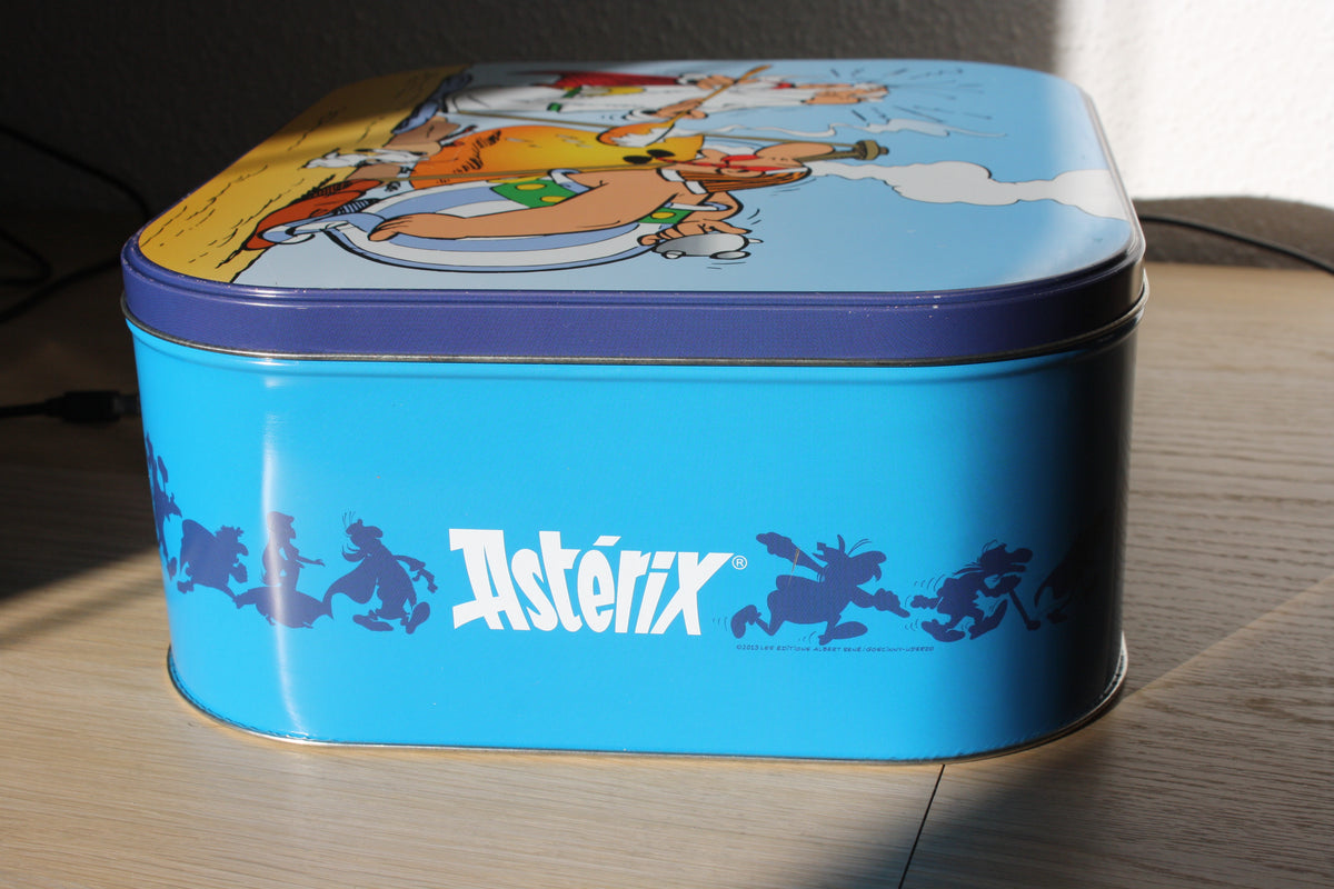 Boîte métal Astérix & Cléopâtre – Astérix – Uderzo Goscinny – Delacre – Objet dérivé – 2014