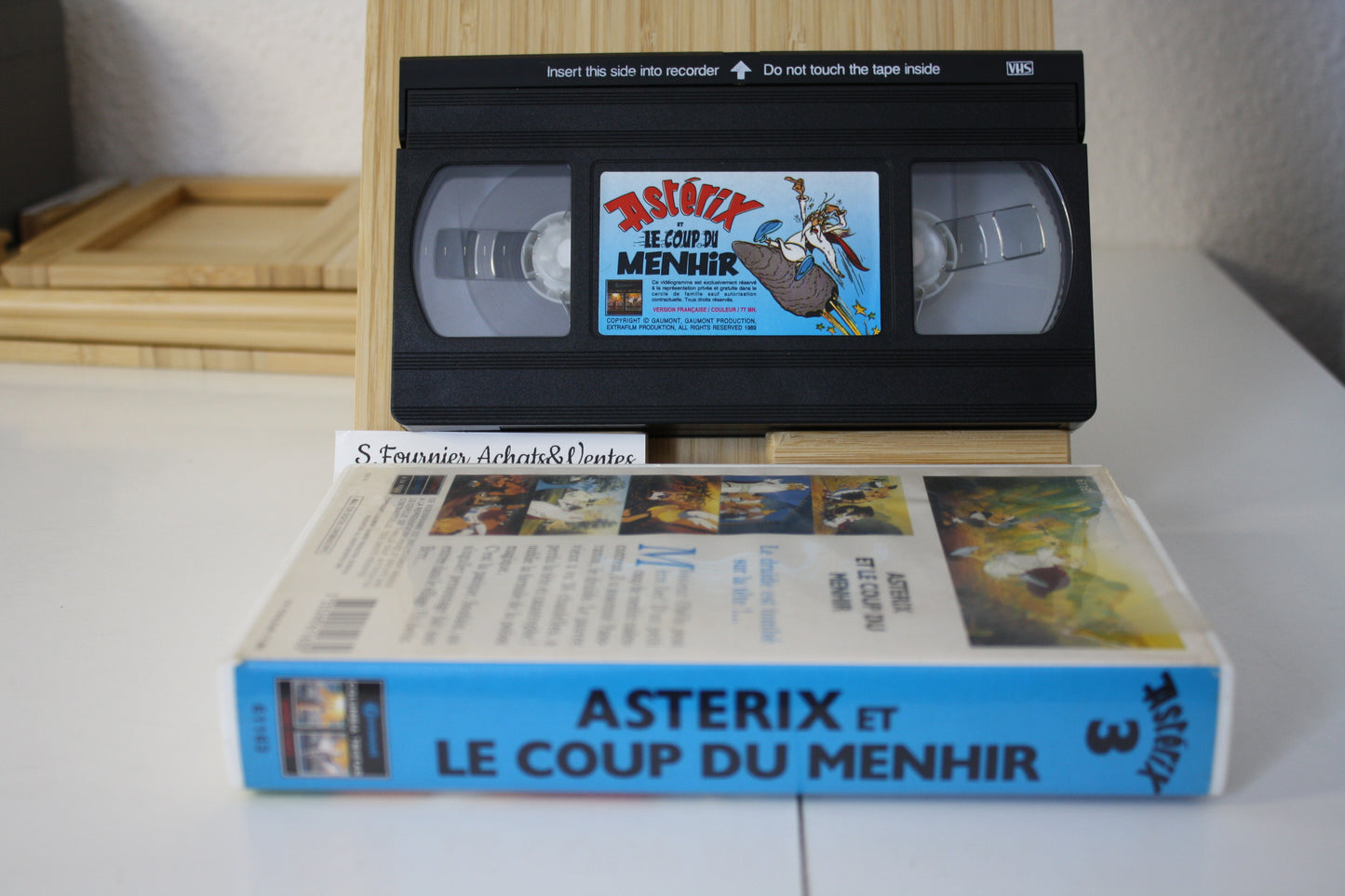 Le coup du menhir – Astérix – Goscinny Uderzo - Albert René - Objet dérivé - 1993 - Cassette VHS
