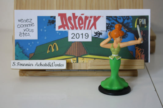 Figurine Mme Agecanonix – Astérix - Mac Donald – 60 ans – Objet dérivé – 2019