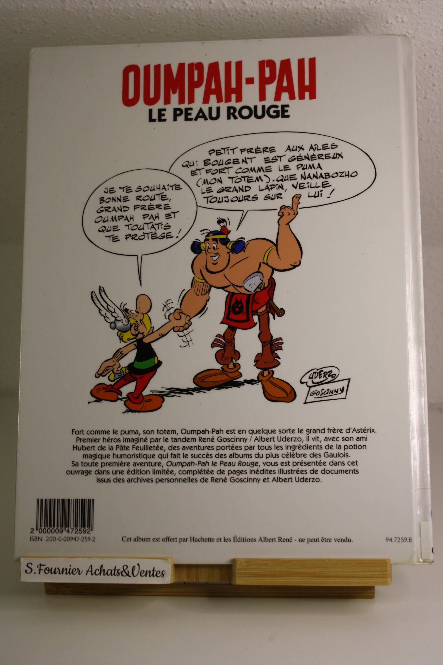 Le peau rouge – Oumpah pah – Goscinny Uderzo – Albert René – Réédition – 2012 – Livre de bibliothèque