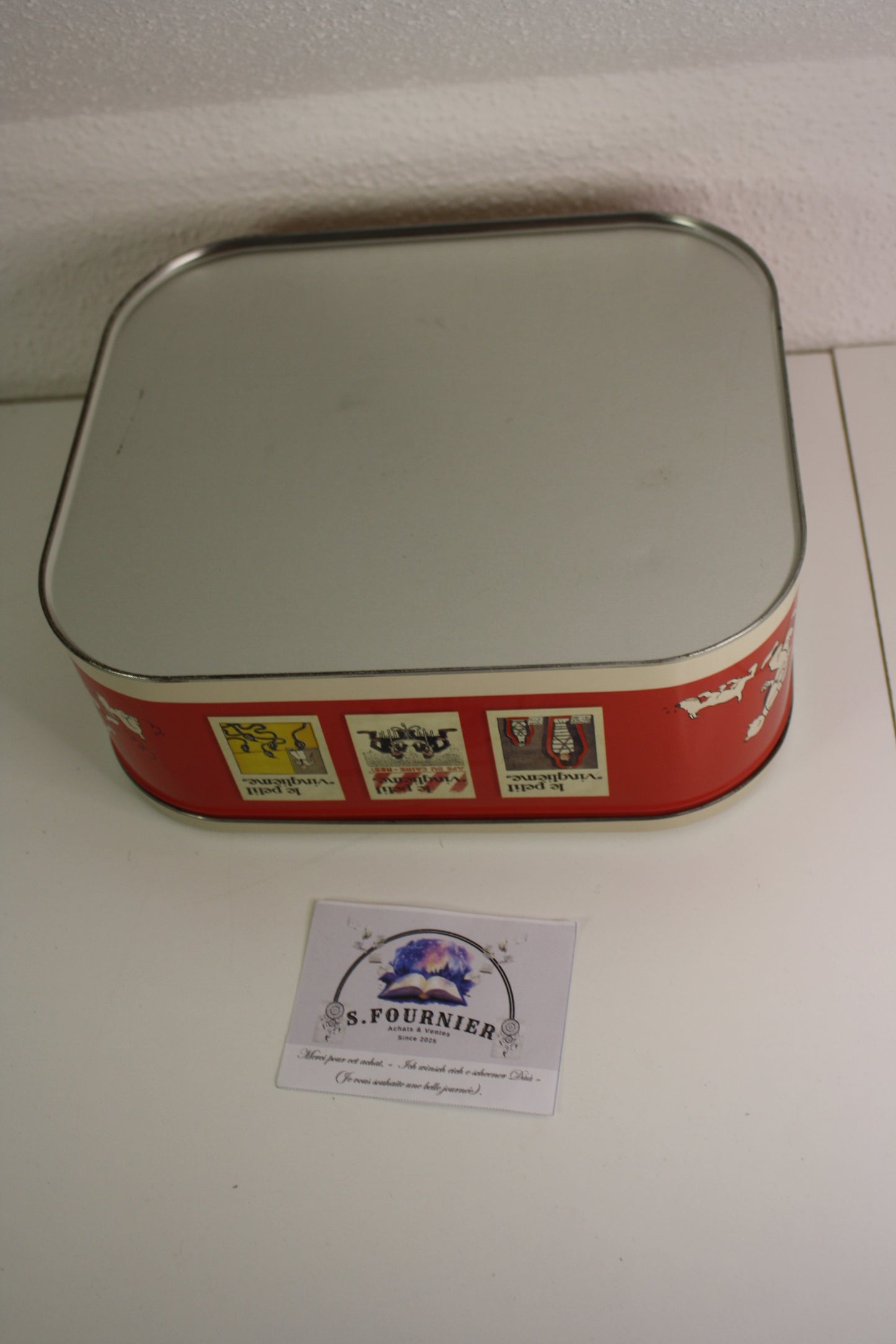 Boite métallique Tintin petit vingtième – Tintin – Hergé – Delacres – Objet dérivé – 2016