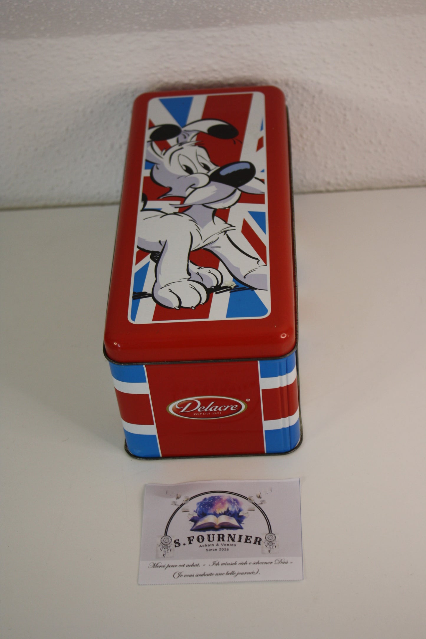 Boite métallique Idéfix (Astérix chez les bretons) – Astérix – Uderzo Goscinny – Delacre – Objet dérivé – 2012