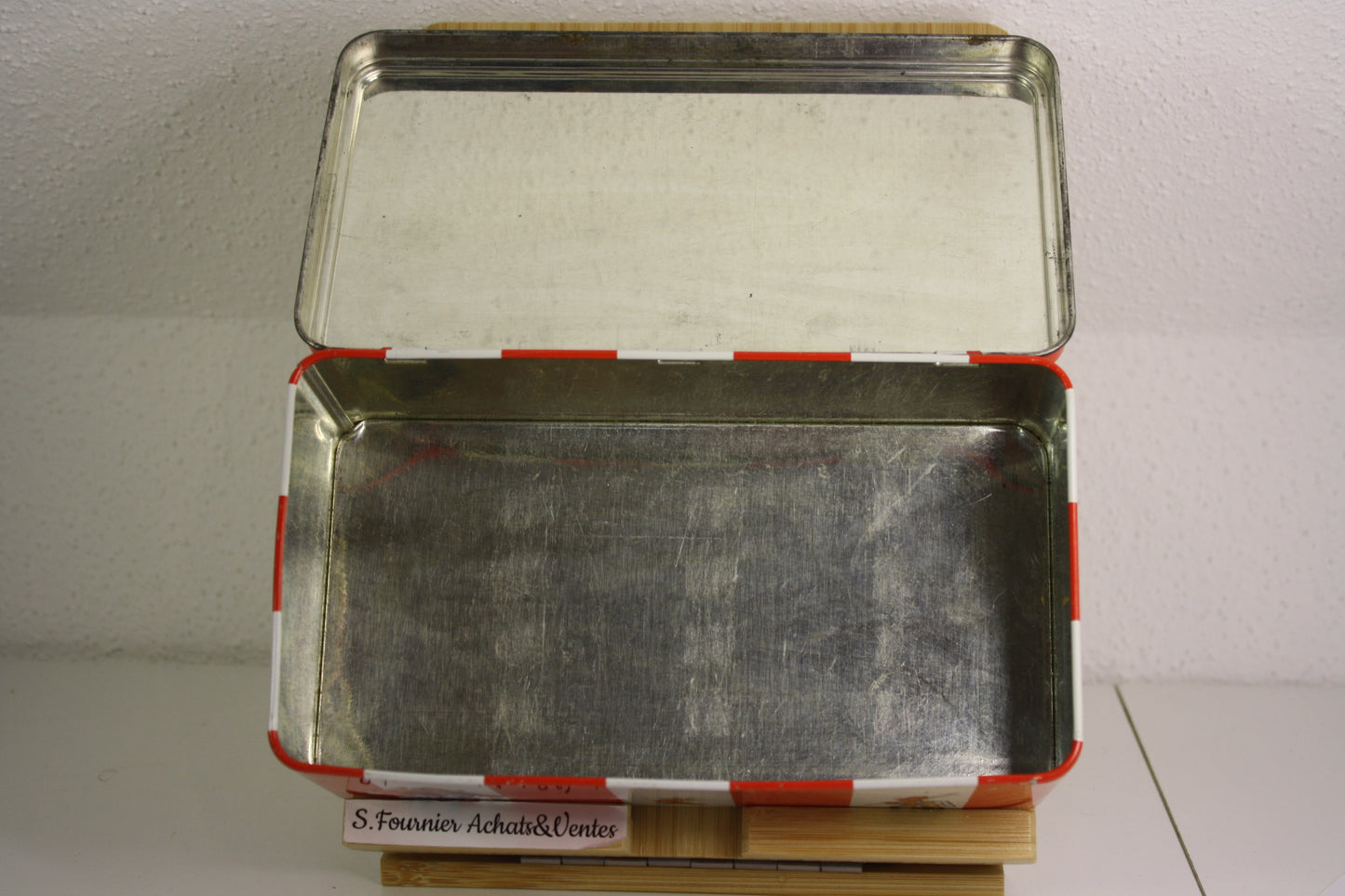 Boite métallique Chamonix Orange – Astérix – Uderzo Goscinny – L’alsacienne – Objet dérivé – 1960