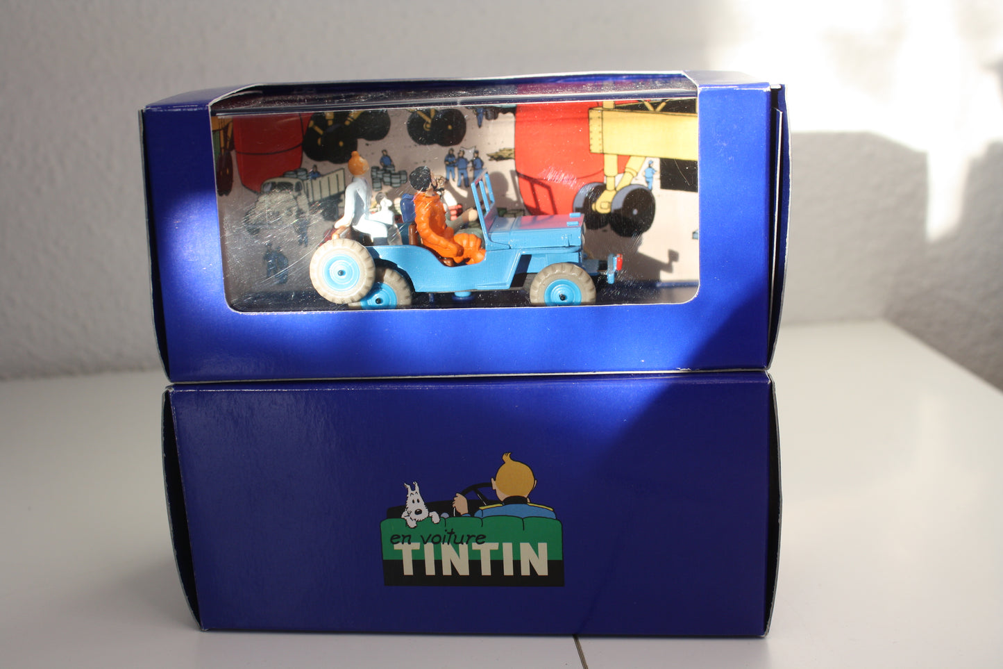 Jeep Objectif Lune au 1/43ème – Tintin – Hergé – Hergé Moulinsart – Objet dérivé – 2001