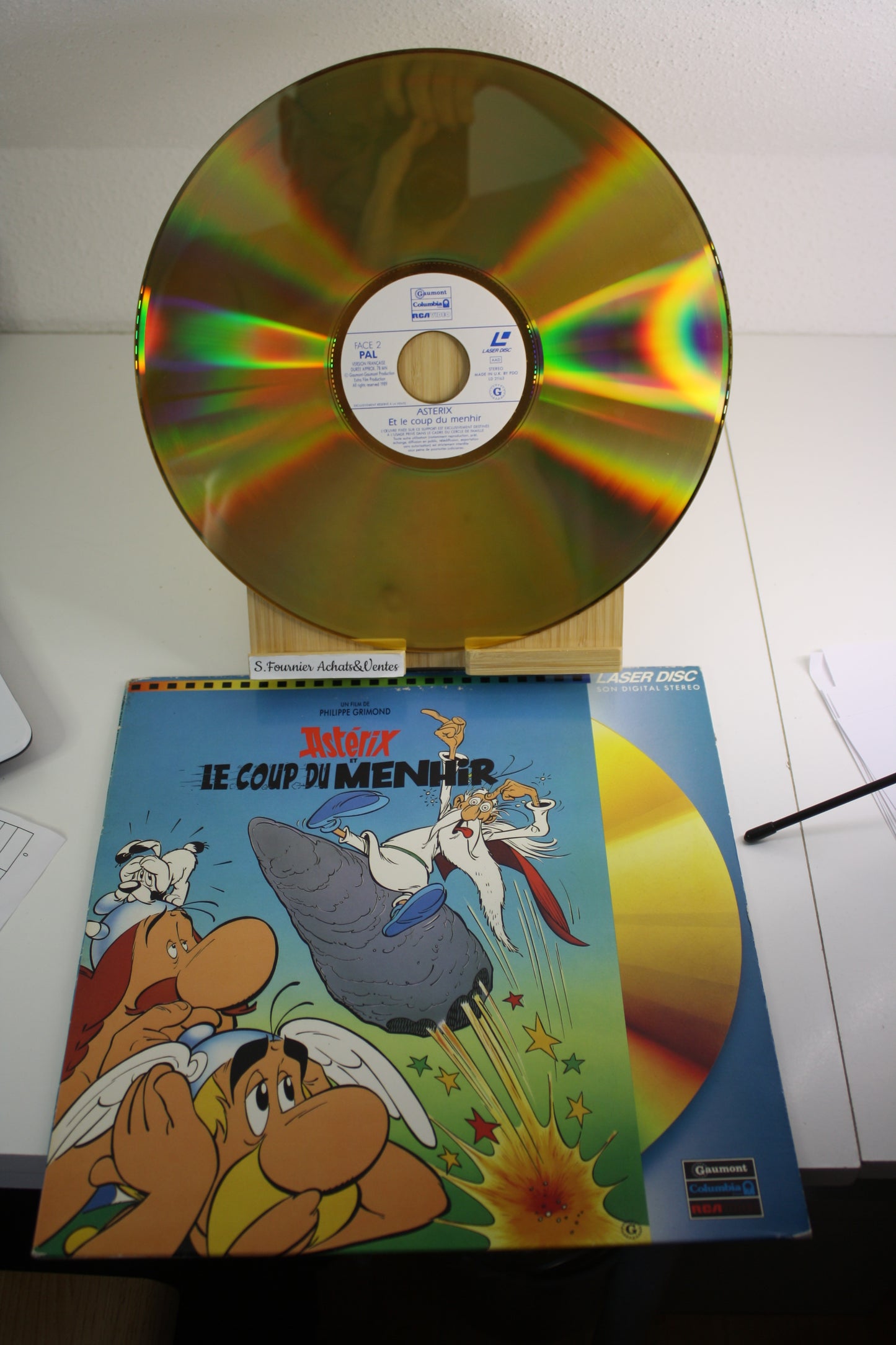 Laser Discs Vidéo « Le coup du Menhir » – Astérix – Philippe Grimon – Gaumont, Columbia, RCA – Objet dérivé – 1989